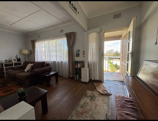 2 BEDROOM HOUSE FOR SALE IN WHITERIDGE